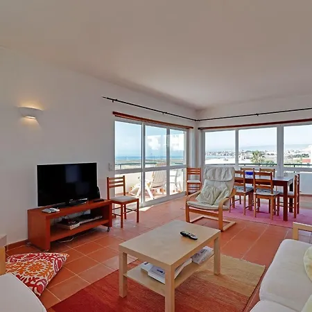 Beach View By Homing Apartment