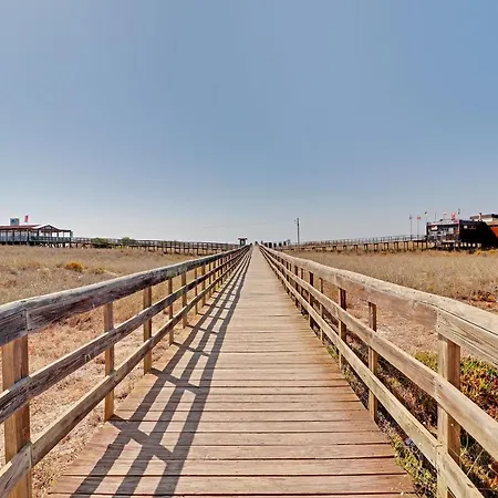 Beach View By Homing * Lagos